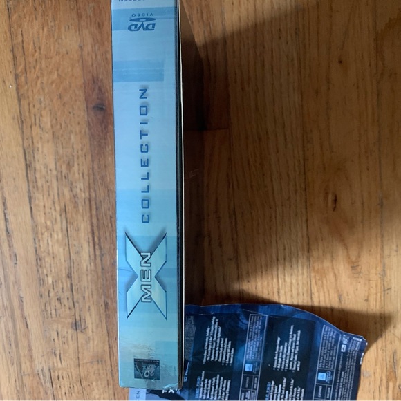 XMen Collection Box Set - Picture 3 of 15